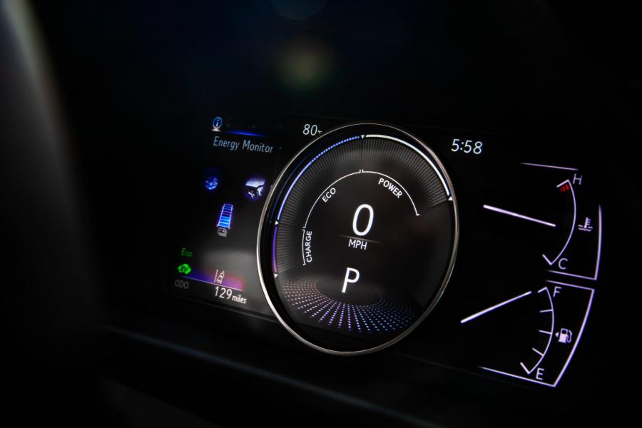 Панель приборов Lexus ES300h 2018 года  (NA) (фото 5 из 41)